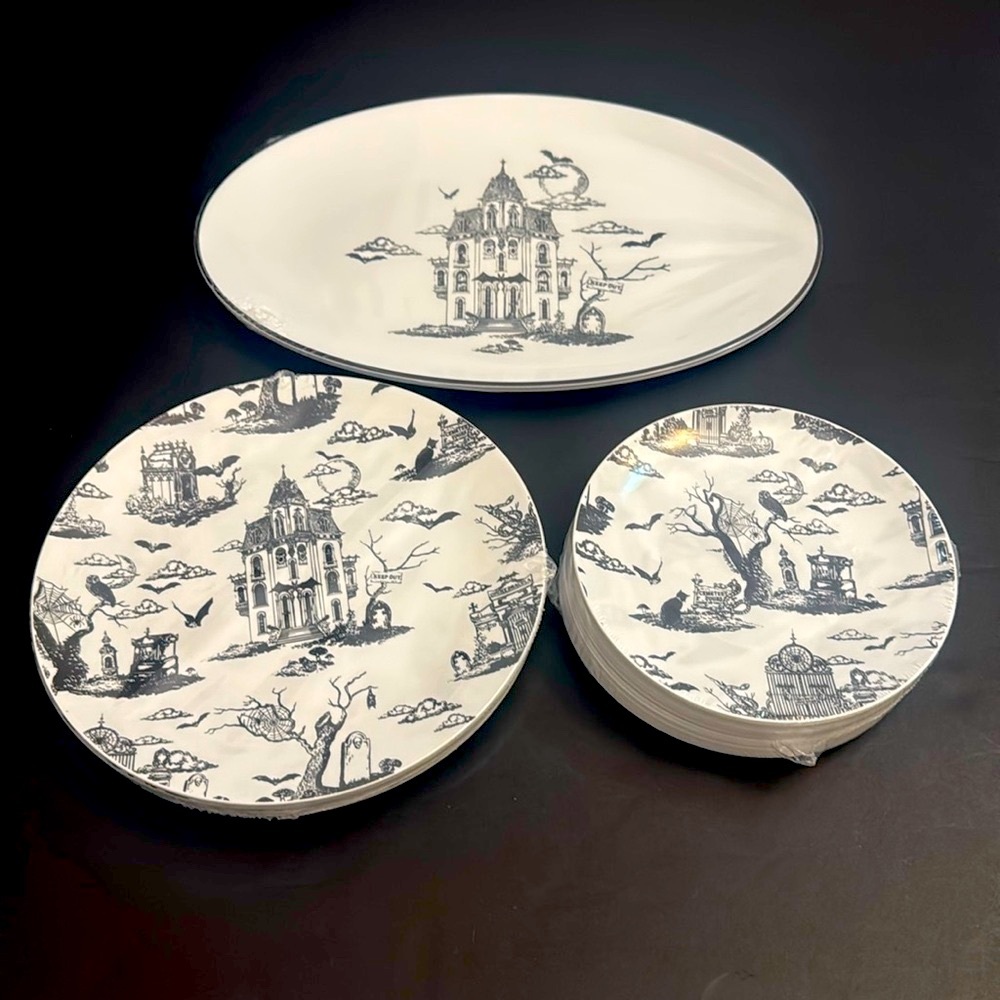 38pc CYNTHIA ROWLEY Disposable Halloween Plates/Platter Set - Halloween -Plastic